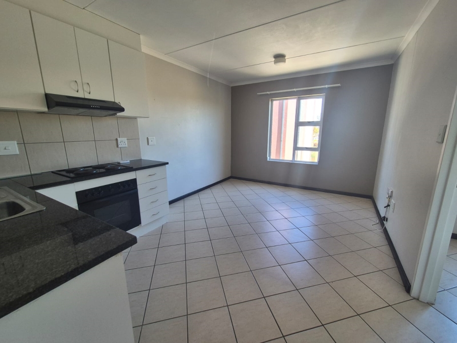To Let 2 Bedroom Property for Rent in Buh Rein Estate Western Cape